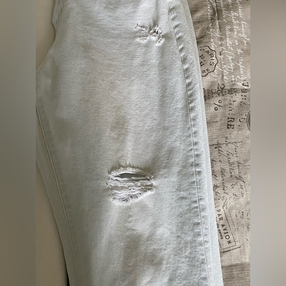 Flying Monkey Light Blue Distressed Cropped Boyfriend Jeans, Sz 29 - Picture 5 of 9